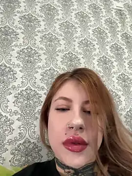 Nancyhot777 online show from February 2, 2026, 1:21 pm