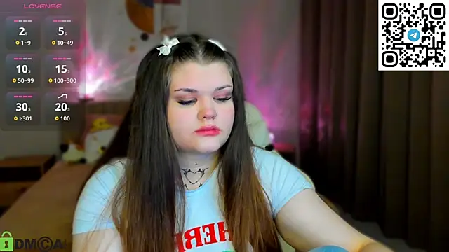 Snapshot of elle_one chatting on October 7, 2025, 2:56 am elle one online show from October 7, 2025, 2:56 am