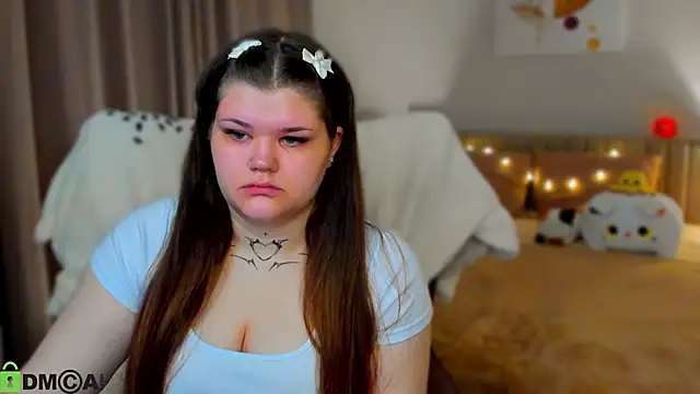 Snapshot of elle_one chatting on October 29, 2025, 3:38 am elle one online show from October 29, 2025, 3:38 am