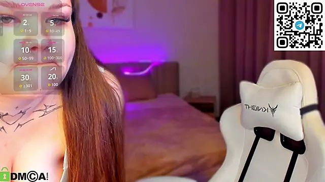 Snapshot of elle_one chatting on October 17, 2025, 2:48 am elle one online show from October 17, 2025, 2:48 am