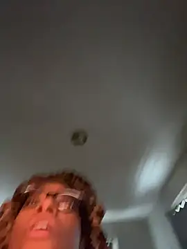 Tu GataLinda online show from January 18, 2026, 1:47 pm