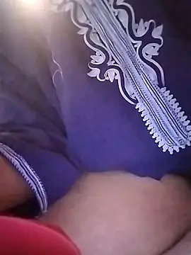 JuicyBigcockxh online show from October 4, 2025, 2:51 pm