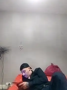 JuicyBigcockxh online show from September 9, 2025, 5:33 pm