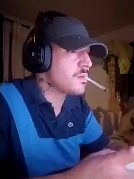 JuicyBigcockxh online show from December 15, 2025, 2:39 am