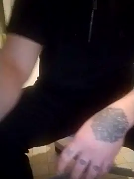 JuicyBigcockxh online show from October 14, 2025, 11:25 pm