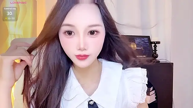 Snapshot of Aiyi909- chatting on July 13, 2026, 2:16 pm Aiyi909- online show from July 13, 2026, 2:16 pm