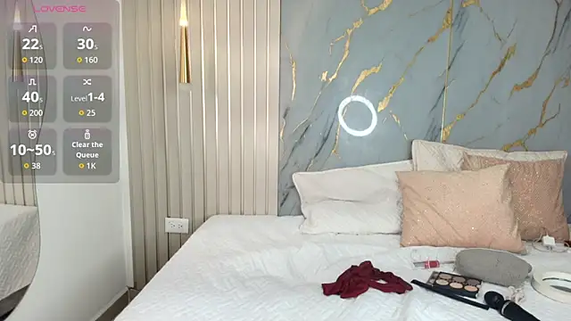 Snapshot of violetta_hot_ chatting on September 12, 2025, 11:21 am violetta hot online show from September 12, 2025, 11:21 am