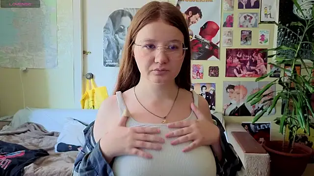 Sienna-Cow online show from September 16, 2025, 10:38 am