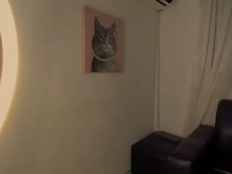 nahomy ryans online show from November 29, 2025, 9:15 pm