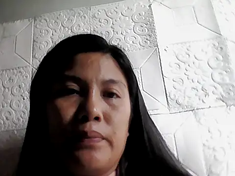 Snapshot of Uniquebeauty32 chatting on June 8, 2026, 8:59 am Uniquebeauty32 online show from June 8, 2026, 8:59 am