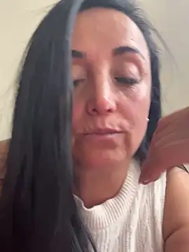 hotadhara01 online show from February 27, 2026, 8:19 pm