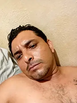 Snapshot of 125Delfin90 chatting on October 8, 2025, 10:21 pm 125Delfin90 online show from October 8, 2025, 10:21 pm