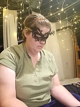 VeiledMuse online show from September 25, 2025, 12:16 am