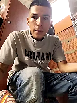 Tussi-amor online show from September 9, 2025, 5:44 pm