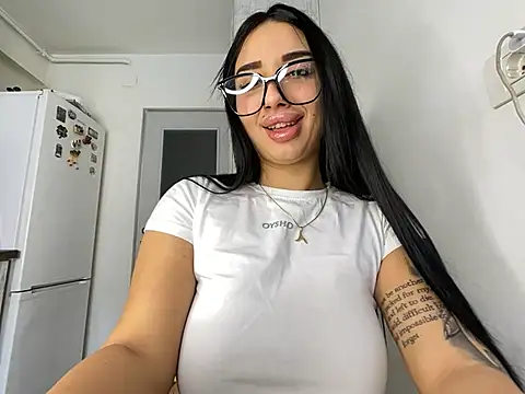 BlueEyes BB online show from February 18, 2026, 10:01 am