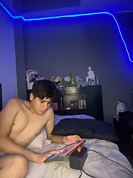 Snapshot of Kailertwink chatting on May 31, 2026, 9:15 pm Kailertwink online show from May 31, 2026, 9:15 pm