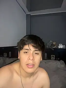 Kailertwink online show from March 10, 2026, 4:05 am