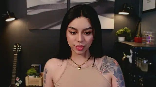 LUNACOCKSLAYER online show from November 20, 2025, 8:20 pm