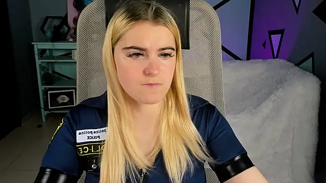 Stef Nicks online show from October 14, 2025, 9:21 am