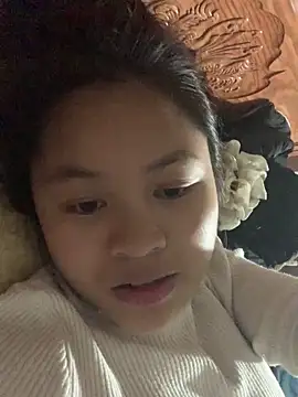 NhuFox online show from February 22, 2026, 2:25 am