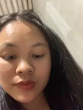 NhuFox online show from November 11, 2025, 12:55 pm