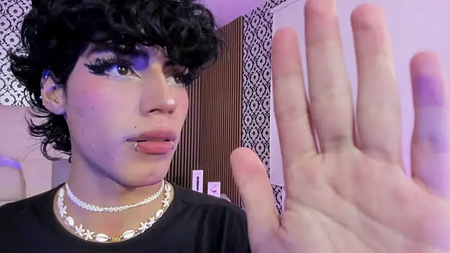 kaisage tay online show from October 22, 2025, 3:39 am