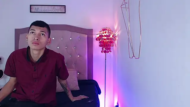 AmelieAndAce online show from September 26, 2025, 12:45 pm