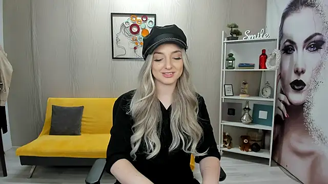 JaquelinLaurent online show from September 19, 2025, 6:56 pm