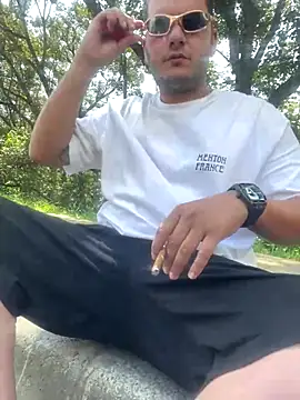 Pablo EscobarGomez online show from December 19, 2025, 5:26 pm