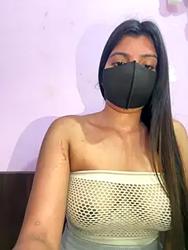 Snapshot of _01ruhi chatting on November 3, 2025, 7:06 pm 01ruhi online show from November 3, 2025, 7:06 pm