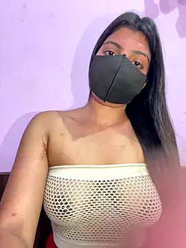 Snapshot of _01ruhi chatting on October 28, 2025, 6:29 pm 01ruhi online show from October 28, 2025, 6:29 pm