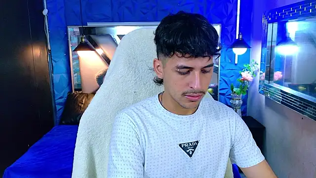 Snapshot of Alan_Del_Reyx chatting on January 14, 2026, 3:48 pm Alan Del Reyx online show from January 14, 2026, 3:48 pm