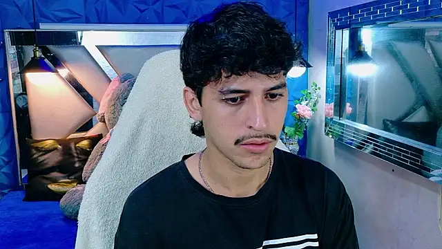 Snapshot of Alan_Del_Reyx chatting on January 8, 2026, 4:40 am Alan Del Reyx online show from January 8, 2026, 4:40 am