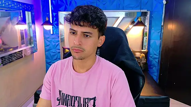 Snapshot of Alan_Del_Reyx chatting on September 21, 2025, 2:06 am Alan Del Reyx online show from September 21, 2025, 2:06 am