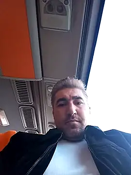 mert0359 online show from November 27, 2025, 12:38 pm