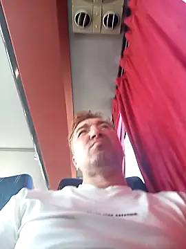 mert0359 online show from September 9, 2025, 1:20 pm