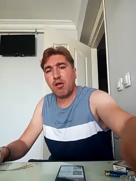 mert0359 online show from September 14, 2025, 12:38 pm