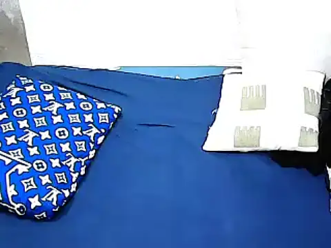 Snapshot of xxhottinybabe chatting on March 3, 2026, 12:06 am xxhottinybabe online show from March 3, 2026, 12:06 am