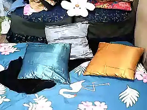 Snapshot of xxhottinybabe chatting on November 7, 2025, 4:17 am xxhottinybabe online show from November 7, 2025, 4:17 am