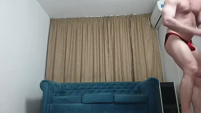 Snapshot of BLOND_GOD chatting on May 30, 2026, 11:32 pm BLOND GOD online show from May 30, 2026, 11:32 pm