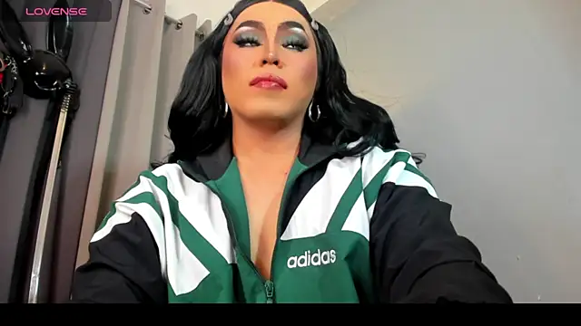 Snapshot of MagnaCumLoader17 chatting on September 24, 2025, 10:38 pm MagnaCumLoader17 online show from September 24, 2025, 10:38 pm