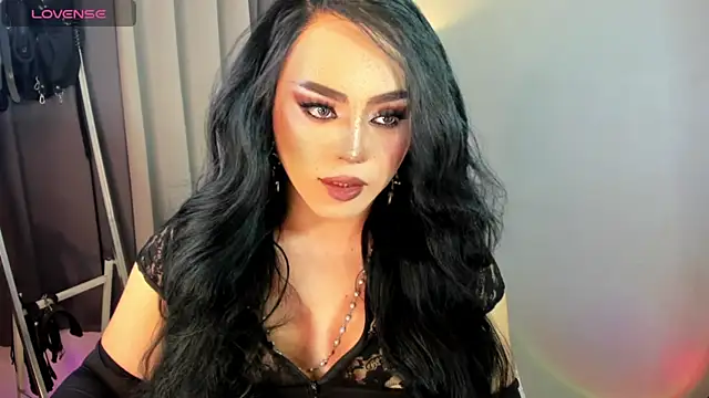 Snapshot of MagnaCumLoader17 chatting on September 12, 2025, 8:30 pm MagnaCumLoader17 online show from September 12, 2025, 8:30 pm