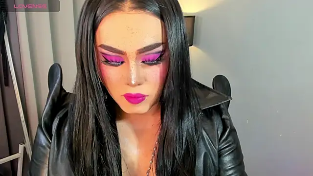 Snapshot of MagnaCumLoader17 chatting on September 15, 2025, 9:26 pm MagnaCumLoader17 online show from September 15, 2025, 9:26 pm