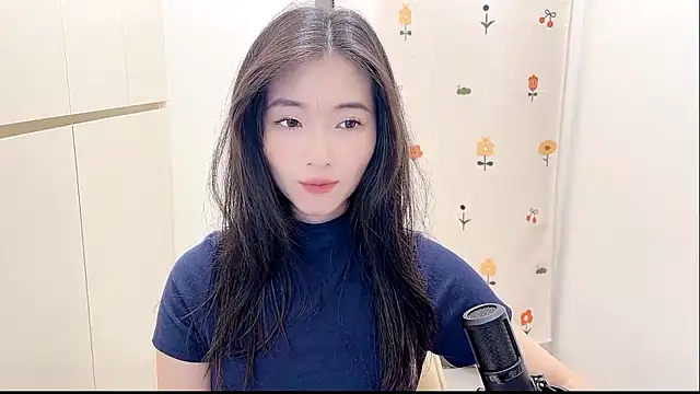 Rosalind xixi online show from October 5, 2025, 10:39 am