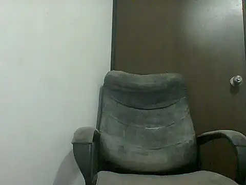 mexhotbi online show from November 12, 2025, 7:23 am