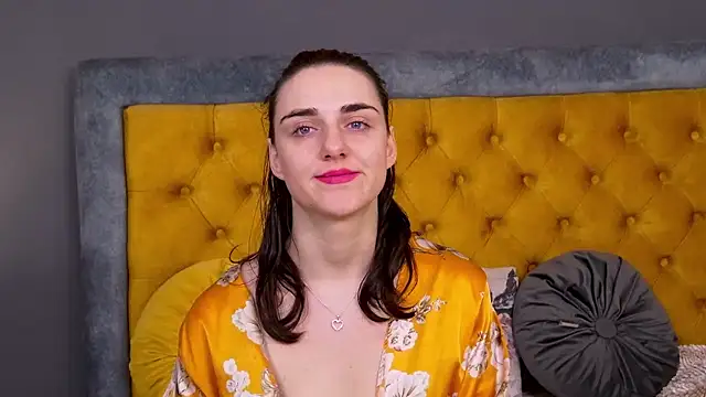 Jessica White  online show from January 8, 2026, 5:24 am