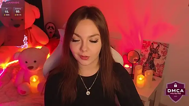 ApheliaDream  online show from October 20, 2025, 2:39 pm