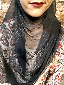 Snapshot of Indian-Aleena chatting on July 28, 2026, 8:00 am Indian-Aleena online show from July 28, 2026, 8:00 am