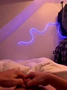 Snapshot of 19yearsboyy chatting on November 26, 2025, 10:43 pm 19yearsboyy online show from November 26, 2025, 10:43 pm