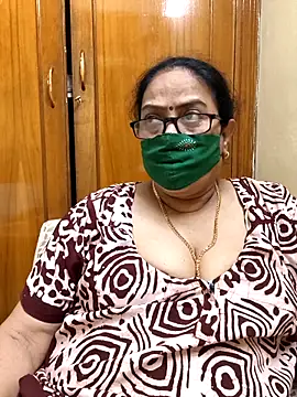 Snapshot of heera-rani chatting on May 3, 2026, 12:53 pm heera-rani online show from May 3, 2026, 12:53 pm